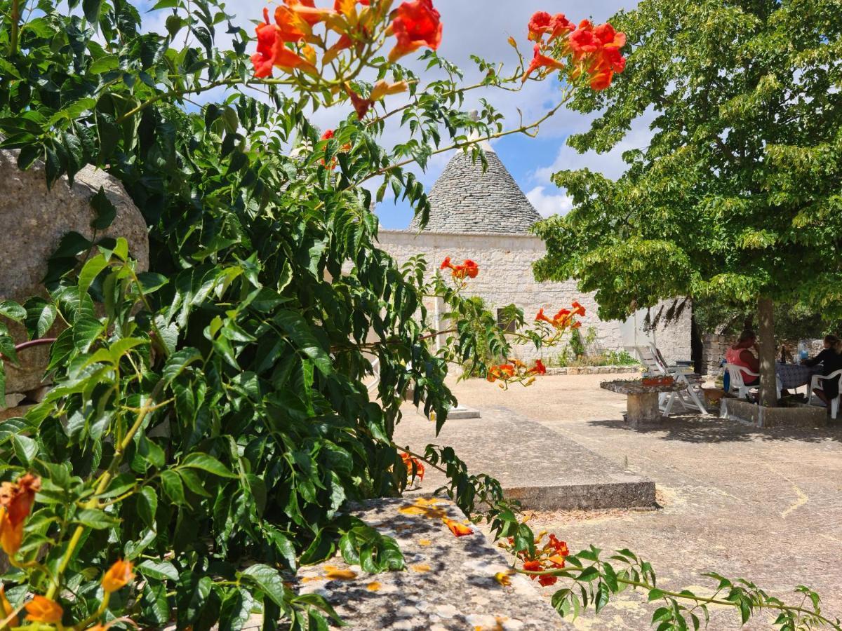Trulli L'Utopia Di Anny Trulli Anny'S Utopia Локоротондо Екстериор снимка