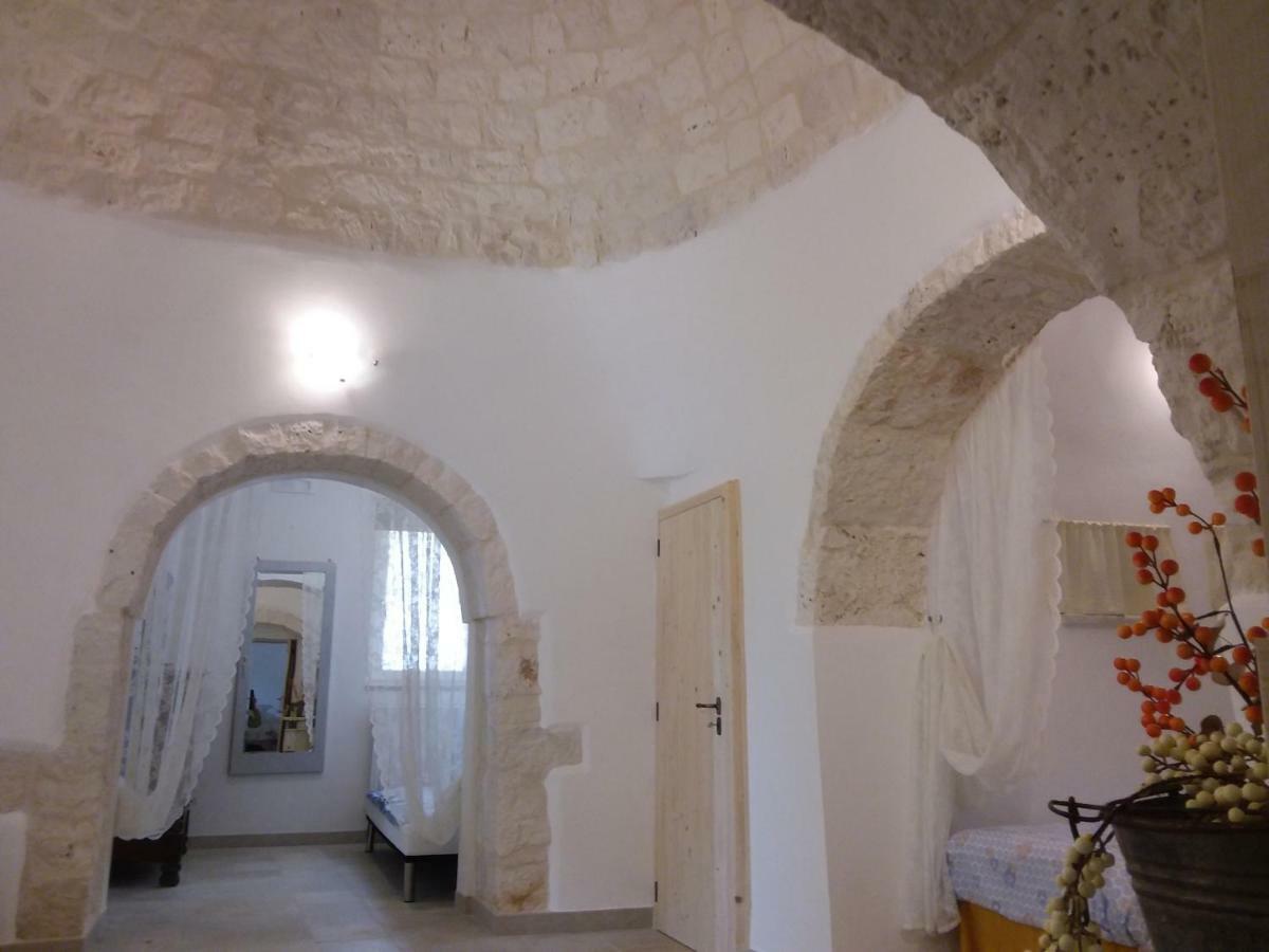 Trulli L'Utopia Di Anny Trulli Anny'S Utopia Локоротондо Екстериор снимка