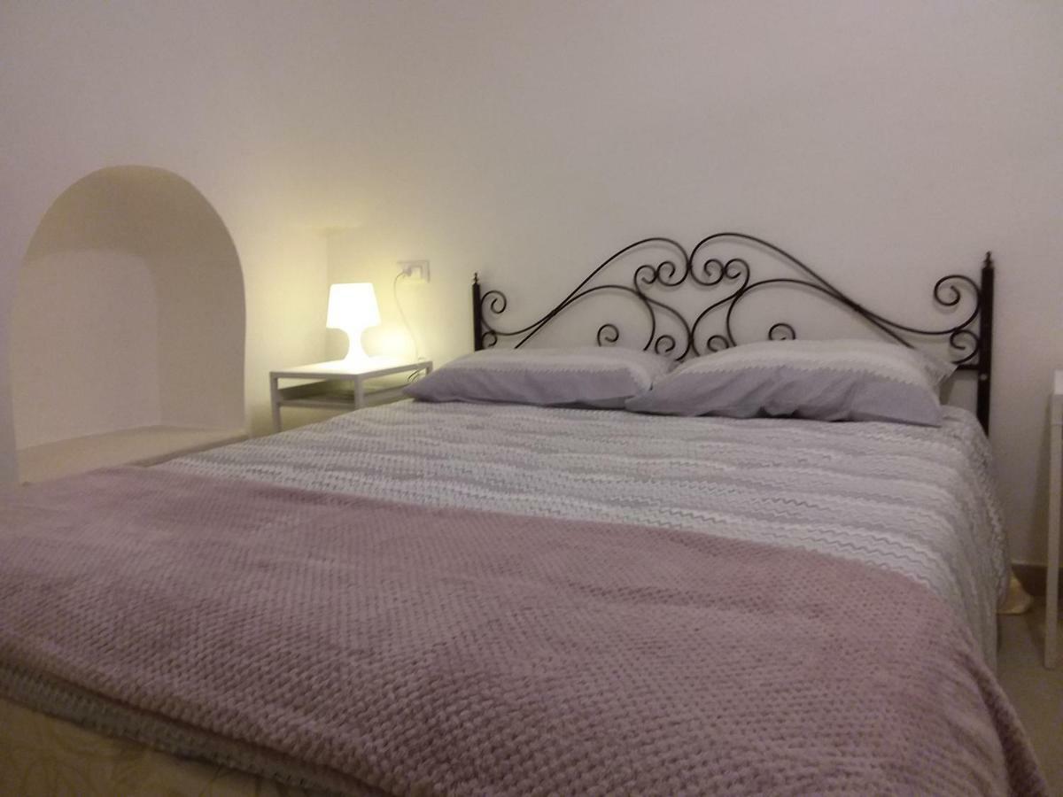 Trulli L'Utopia Di Anny Trulli Anny'S Utopia Локоротондо Екстериор снимка