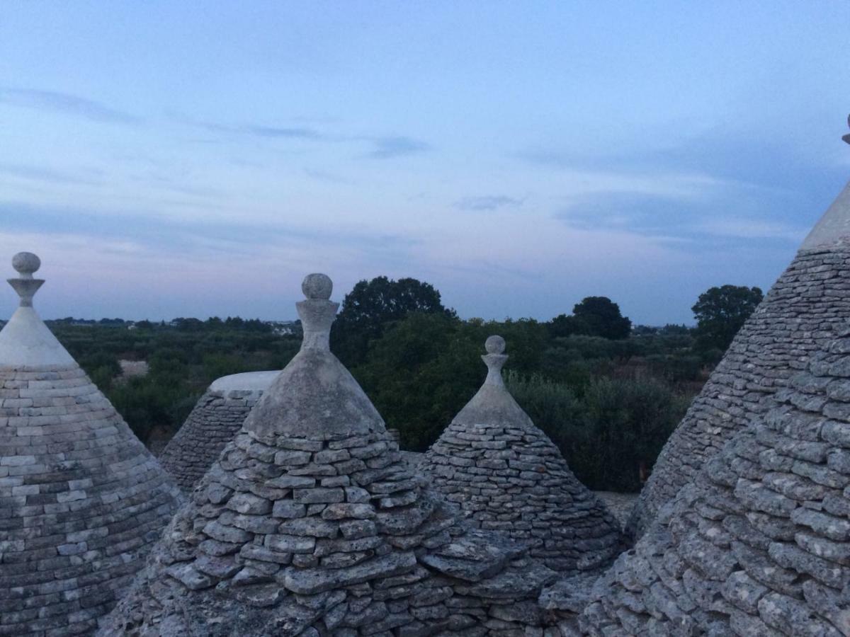 Trulli L'Utopia Di Anny Trulli Anny'S Utopia Локоротондо Екстериор снимка